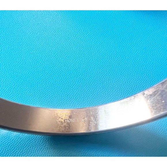 Monet Vintage Goldtone Bangle Bracelet Shiny and Brushed Simple Chic 7/8" - Picture 3 of 9